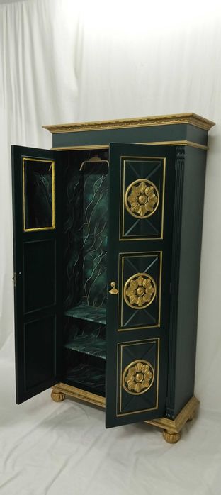 Armário de entrada restaurado e remodelado