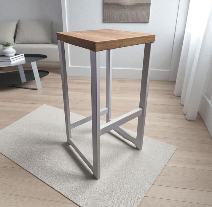 Hoker wysoki, zlotu dąb.