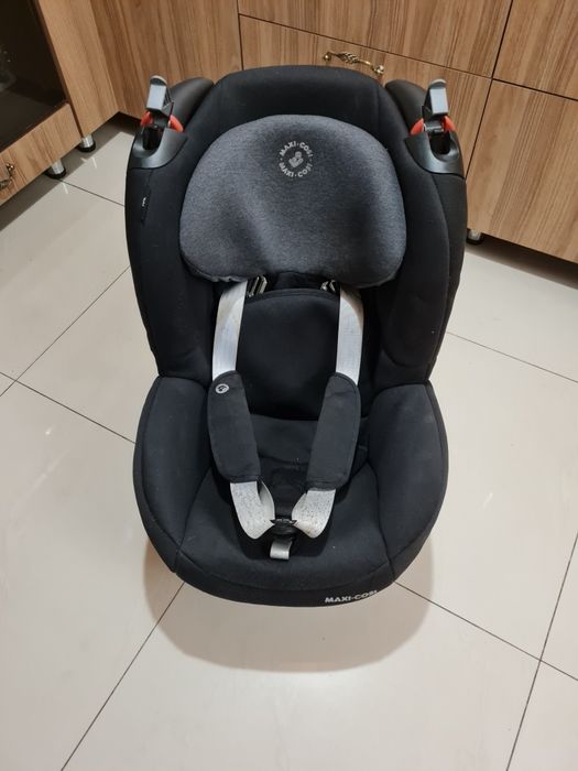 Продам дитяче автокрісло. Підставка Cybex Base Q-Fix окремо добрий ста