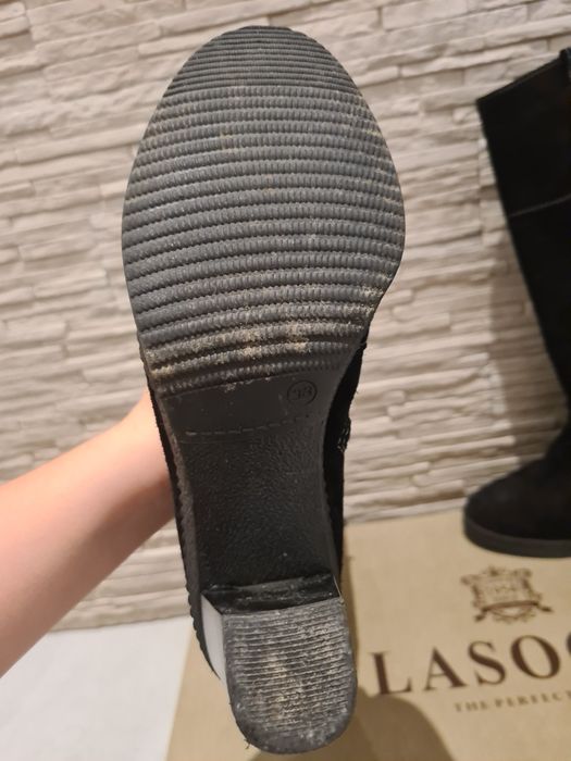 Kozaki na obcasie Lasocki r. 38