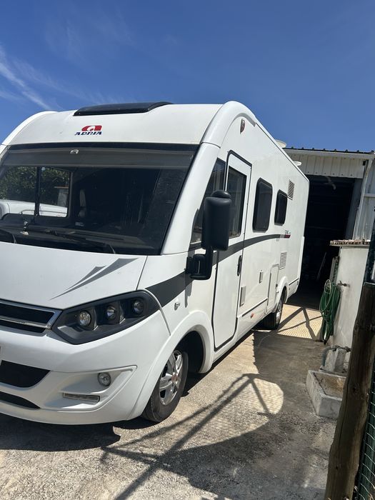 Autocaravana integral adria
