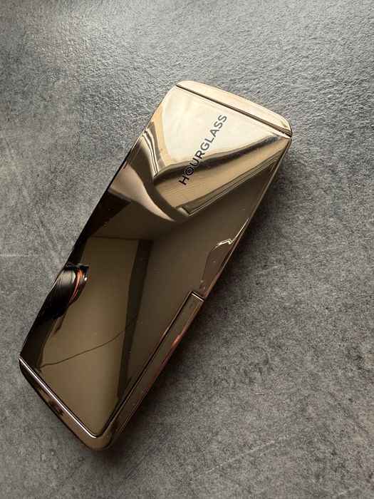 Hourglass Ambient Lighting Palette - Volume II