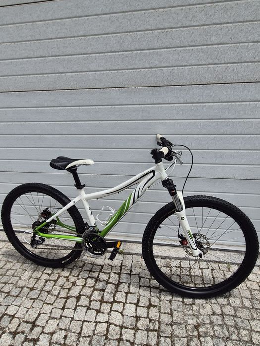 Bicicleta  Specialized Myka 26"