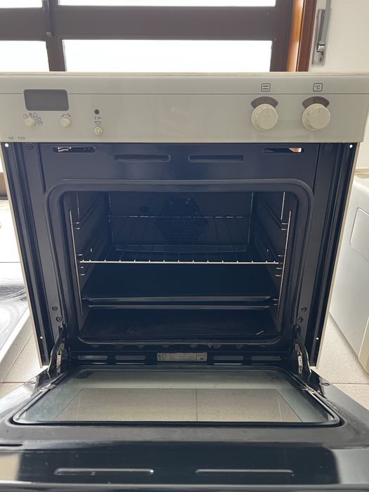 Placa Vitroceramica, Forno e Microondas TEKA