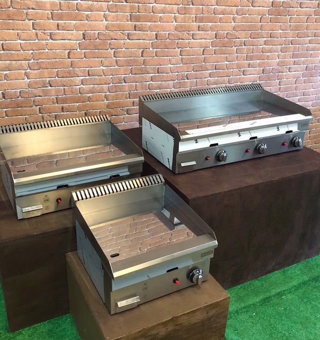 Placa de grelhar de cromo duro elétrica e a gás