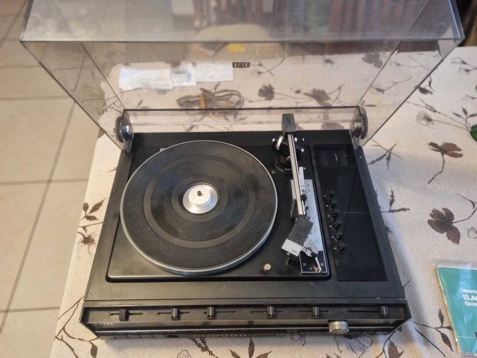 Stary gramofon ELAC