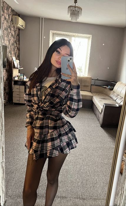 Костюм в клетку юбка рубашка S