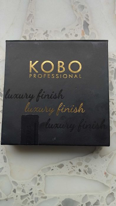 Puder do konturowania KOBO