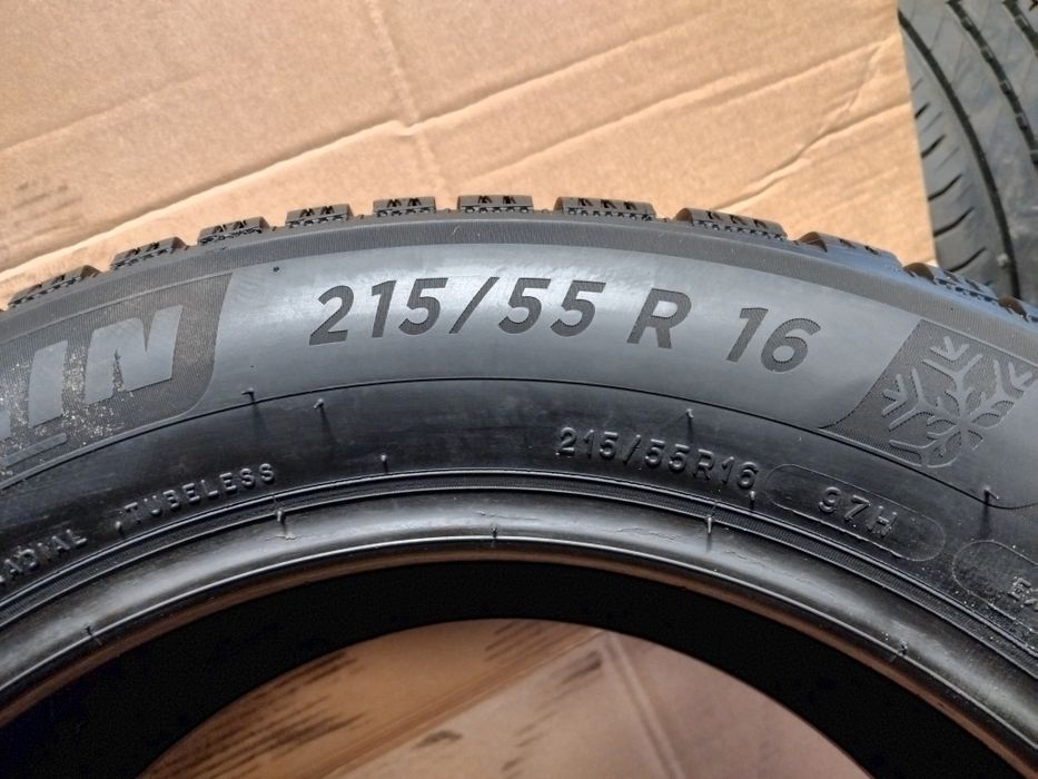 Opona zimowa 215/55R16 Michelin  Alpin 6