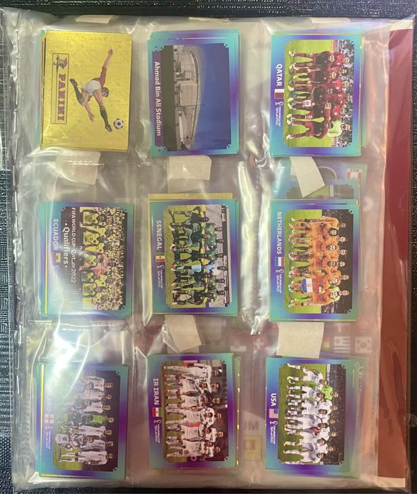 Caderneta Capa Dura Mundial Qatar 2022 COMPLETA por colar