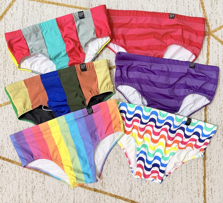 Fatos de banho masculino, em loja via online.