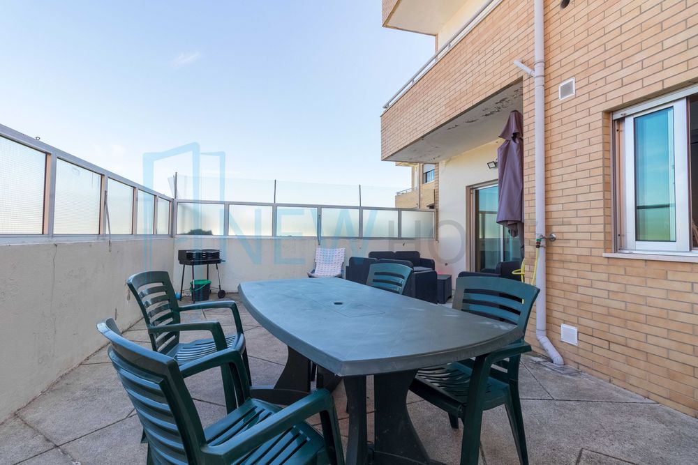 Quarto com casa de banho privada junto ao Metro de Fânzeres