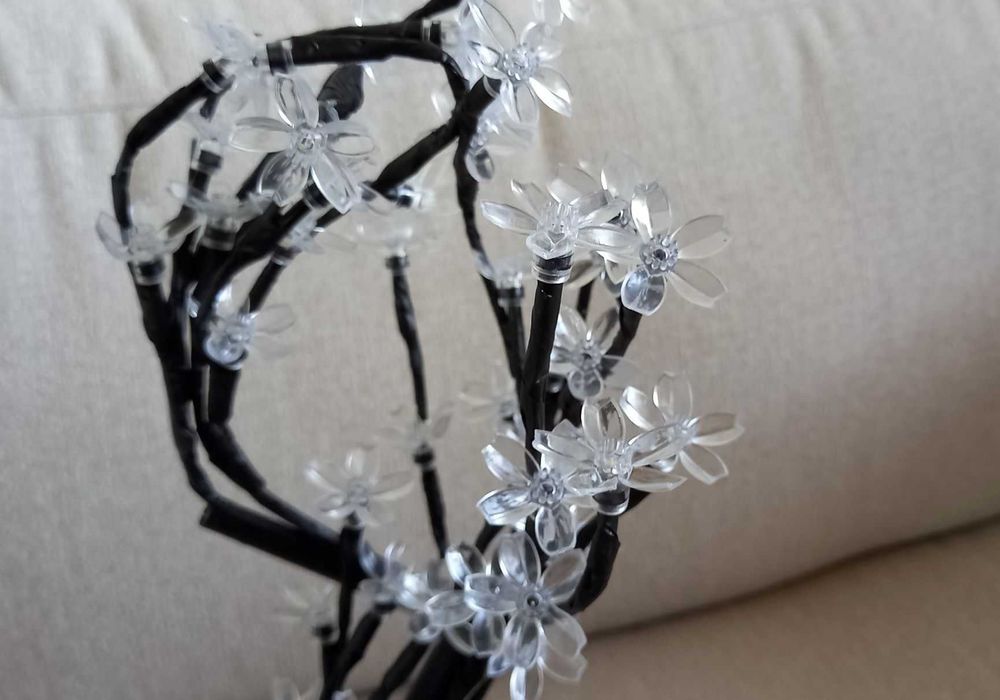 Candeeiro - "CEREJEIRA" - Decorativa e de Iluminação