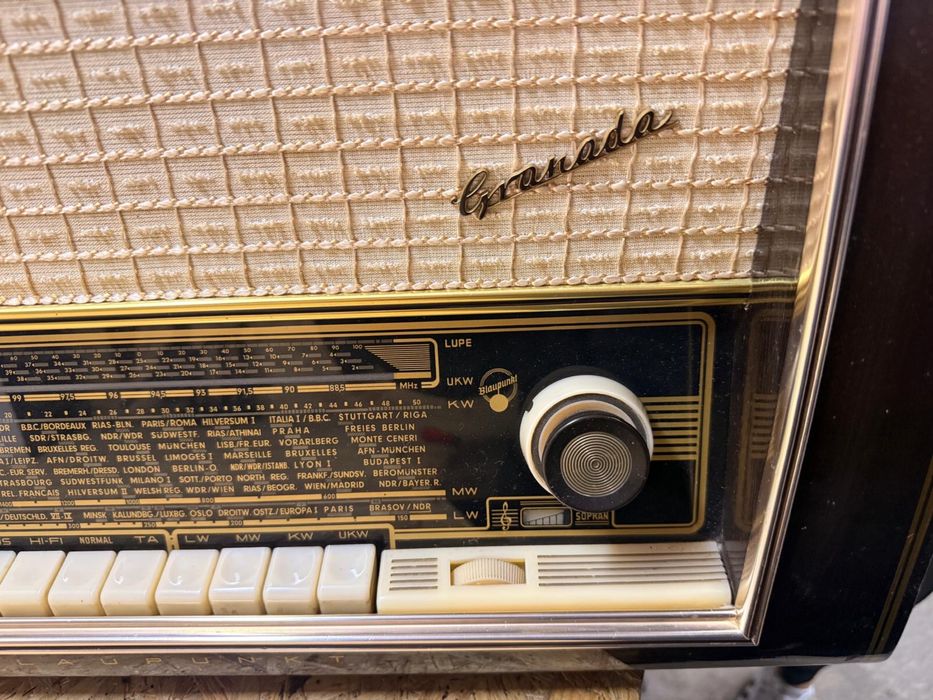 Zabytkowe radio lampowe blaupunkt granada 2330