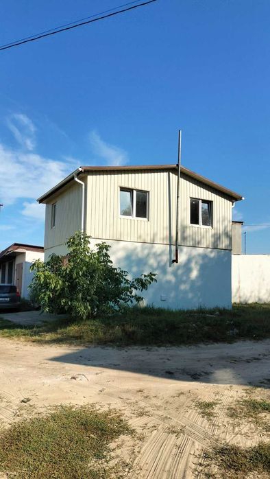 Продам гараж в кооперативі з кухнею та двома кімнатами є ліфт