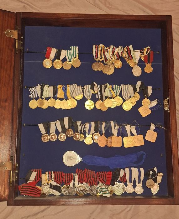 Vitrine Para Medalhas - Madeira