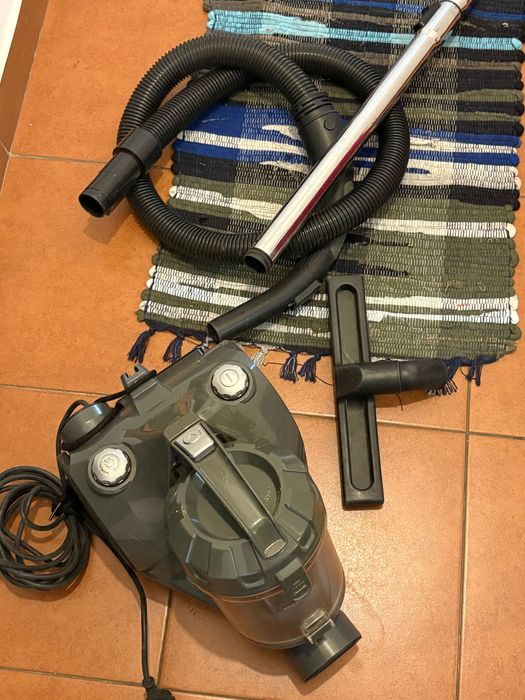 Vendo este tacho e um aspirador para desocupar