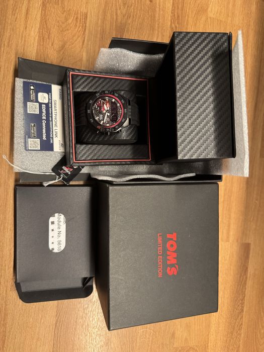Zegarek męski Casio Edifice TOM's Limited Edition Bluetooth