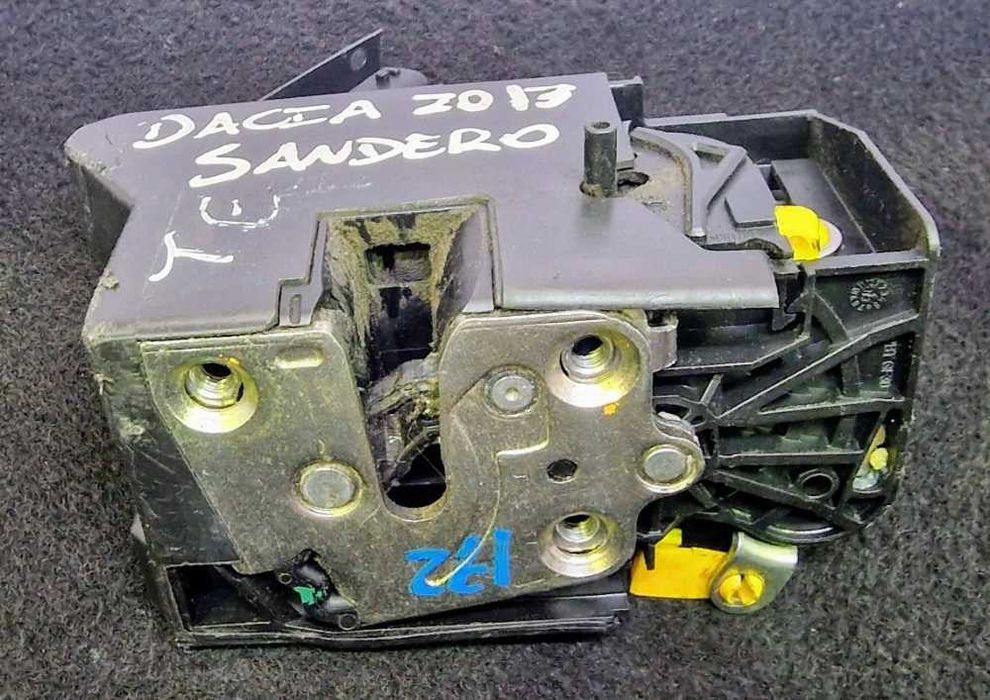 Fechadura / Fecho Porta Trás Esquerdo 825033585RC - DACIA SANDERO II