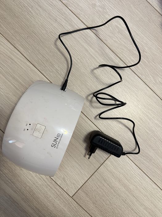 Лампа для манікюру