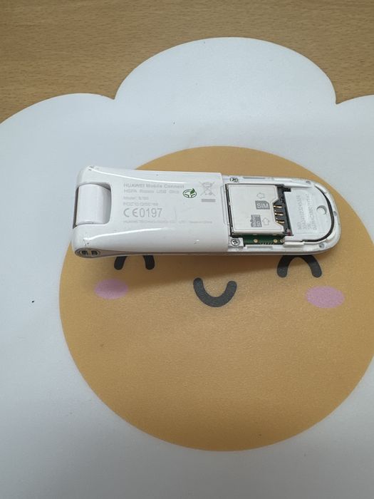 Pen Internet Móvel TMN - Huawei E180 - Modem 3G USB Rotativo