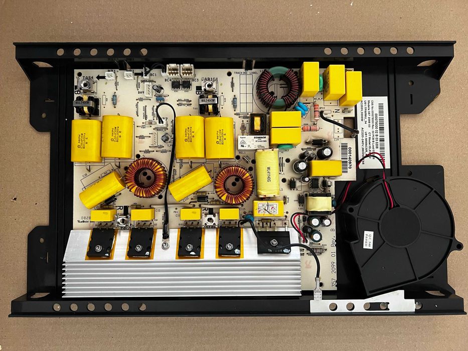 Indukcja Elektrolux - płyty elektroniki