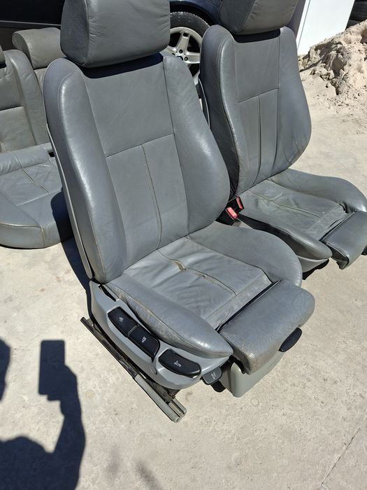 Комплект сидінь BMW  E39 Touring