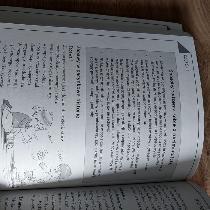 Książki "Jak wychowywać przedszkolaka" "Gry i zabawy dla najmłodszych"