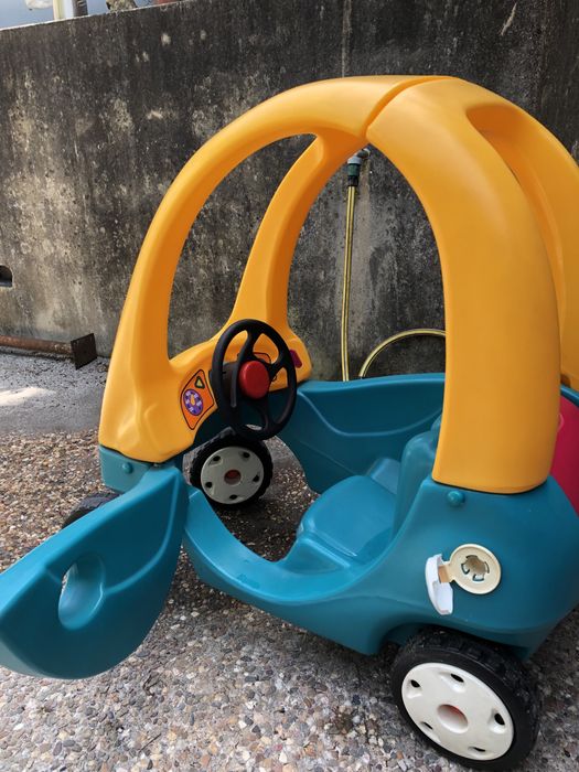 Carro criança brinquedo LITTLE TIKES