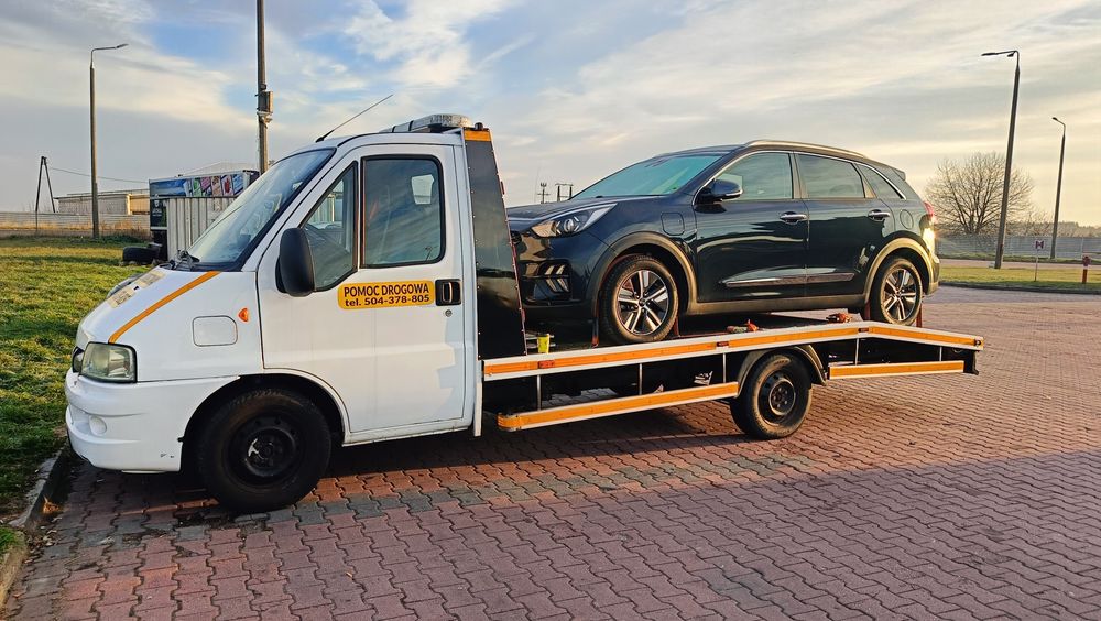 Pomoc drogowa, transport autolawetą