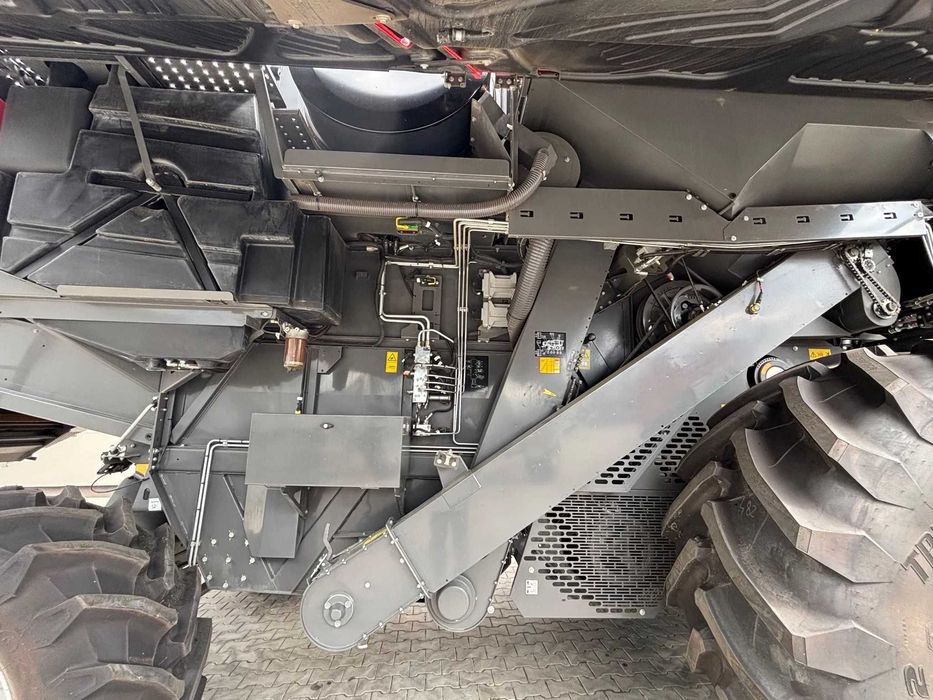 Kombajn zbożowy Massey Ferguson ACTIVA 7345S MCS