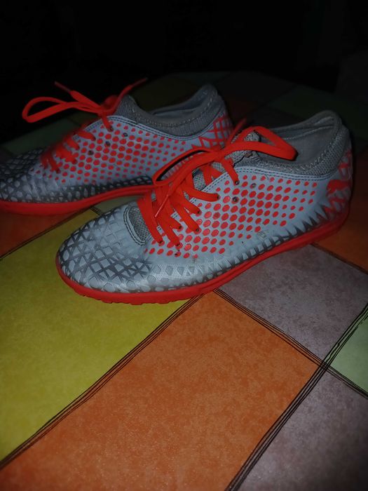 Сороконідки і футзалки