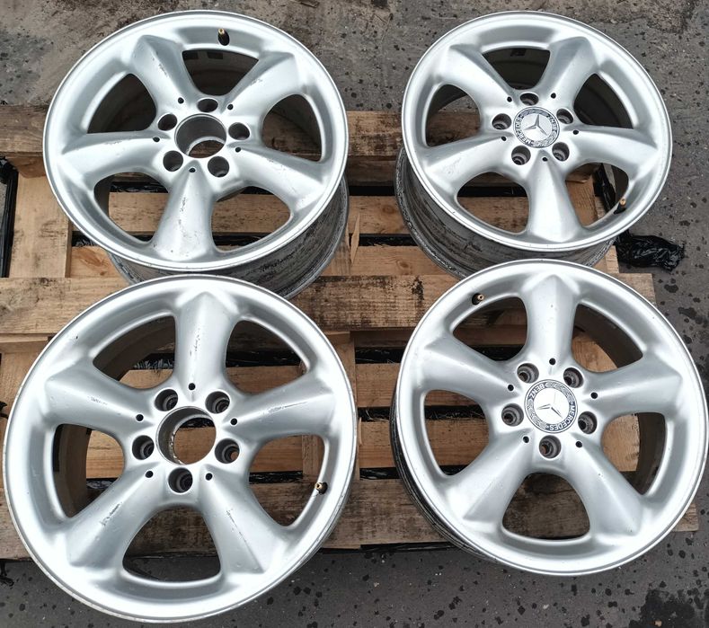 Felgi aluminiowe  4 szt. 7Jx16 ET37 5x112 Mercedes SLK W170