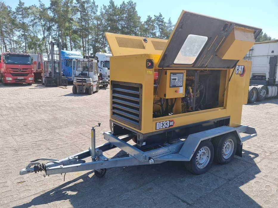 Agregat prądotwórczy Cat Olympian 80 kVA * z przyczepą * import