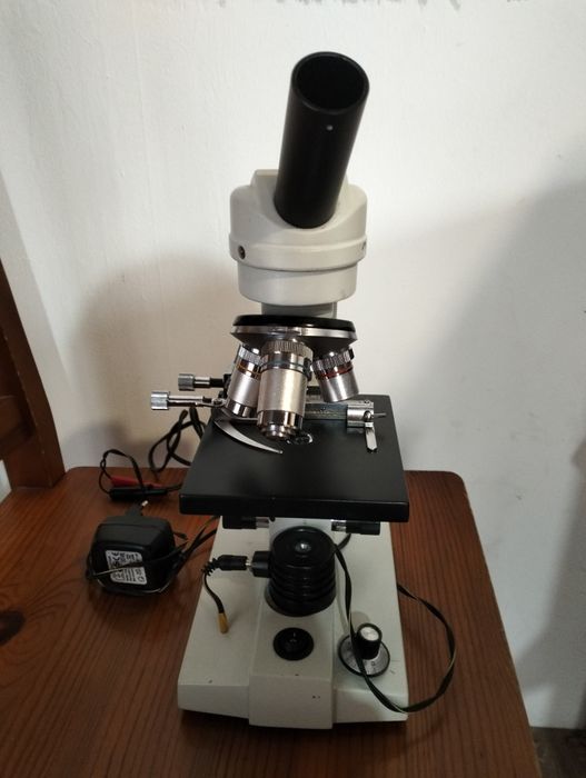 Microscópio novex fl100
