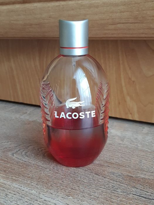 Perfuma Lacoste red