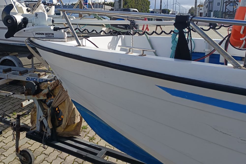 Vendo barco fibramar em ótimo estado geral