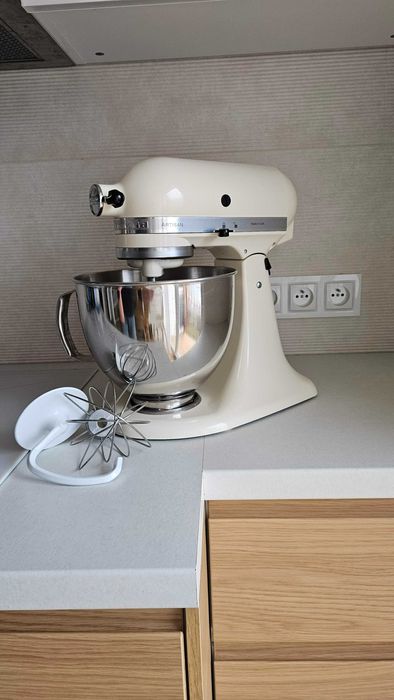 KitchenAid Artisan 4,8L 300W 5KSM125EAC kremowy robot kuchenny NOWY