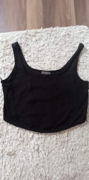 Crop top Basic czarny okrągły dekolt sexi bluzka xl l M modny hit