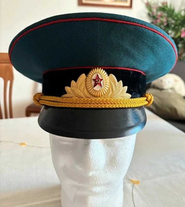 Boné/Chapéu de soldado URSS 1980