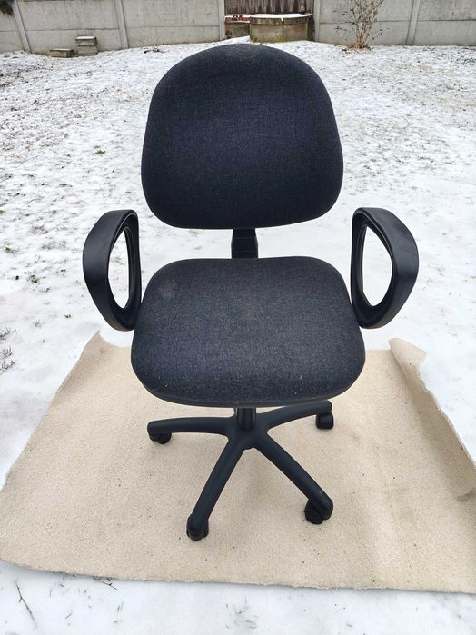 Fotel biurowy obrotowy