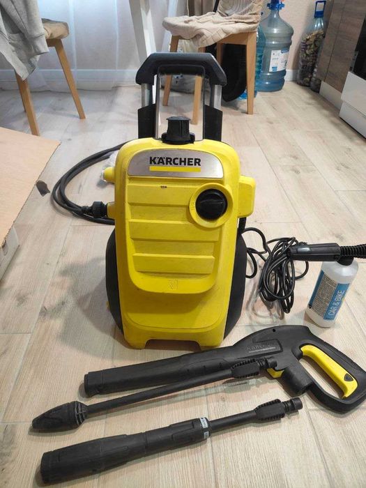 Продам Керхер, Kärcher K4 Compact