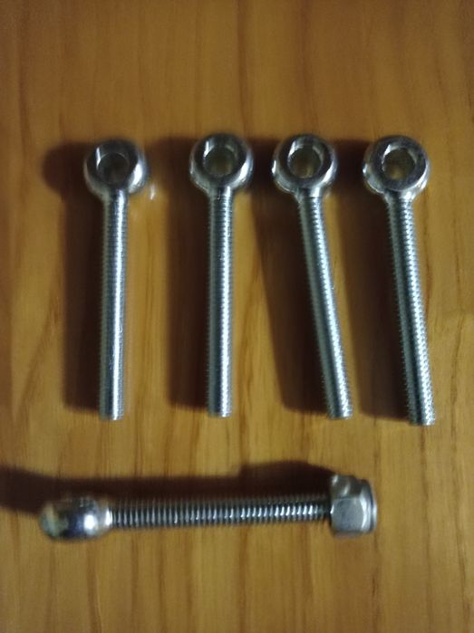 Śruba z oczkiem M6 x 56 mm