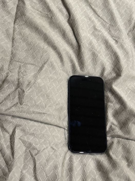 Iphone 16. 128gb