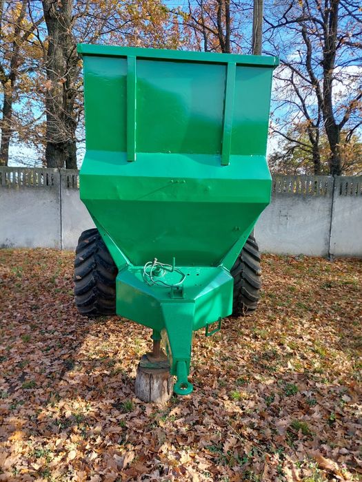 Разбрасыватель удобрений Amazone