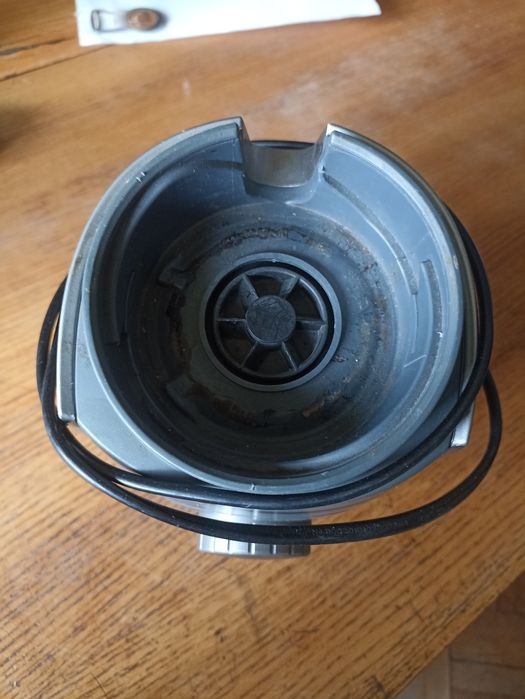 Двигатель блендера Phillips 2074.