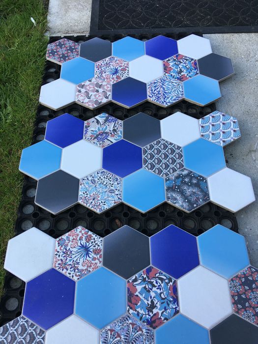Plytki hiszpanskie Realonda Hex Noveau Blue podlogowe scienne