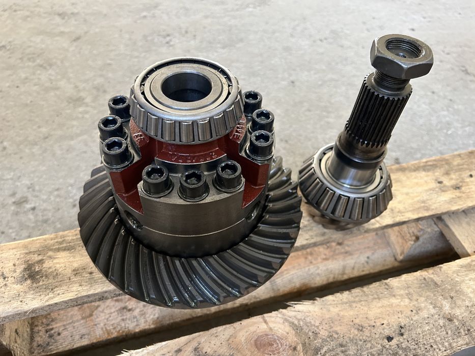 Dyferencjal mostu zf APL-B755 liebherr 900