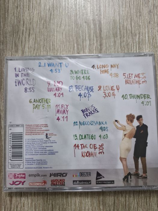 Plastic CD Living In The iWorld nowa
