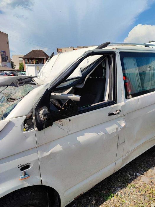 Супер стан. Бампер запчастини разборка Т5. Розборка VW Транспортер 5